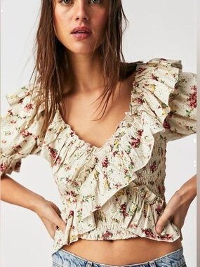 Free People favorite girl Cream Floral Ruffle Smocked crop Top medium cotton